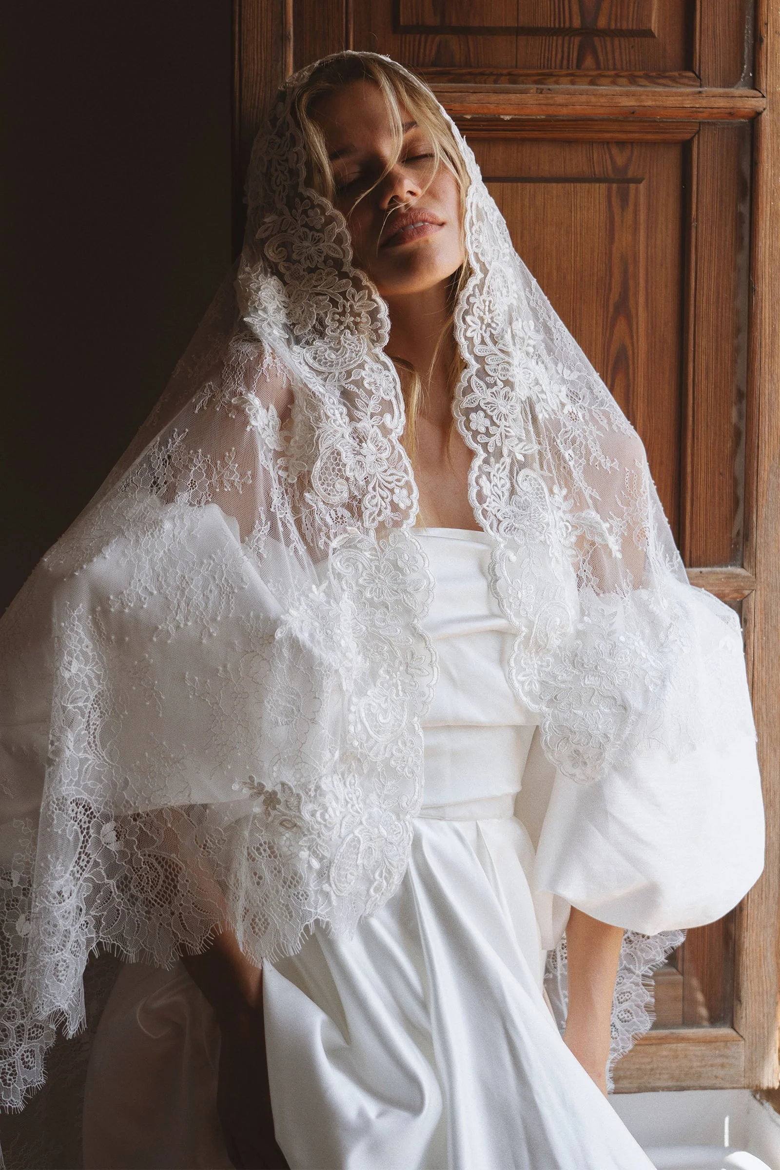 Alchemy Mantilla Veil - Image 12