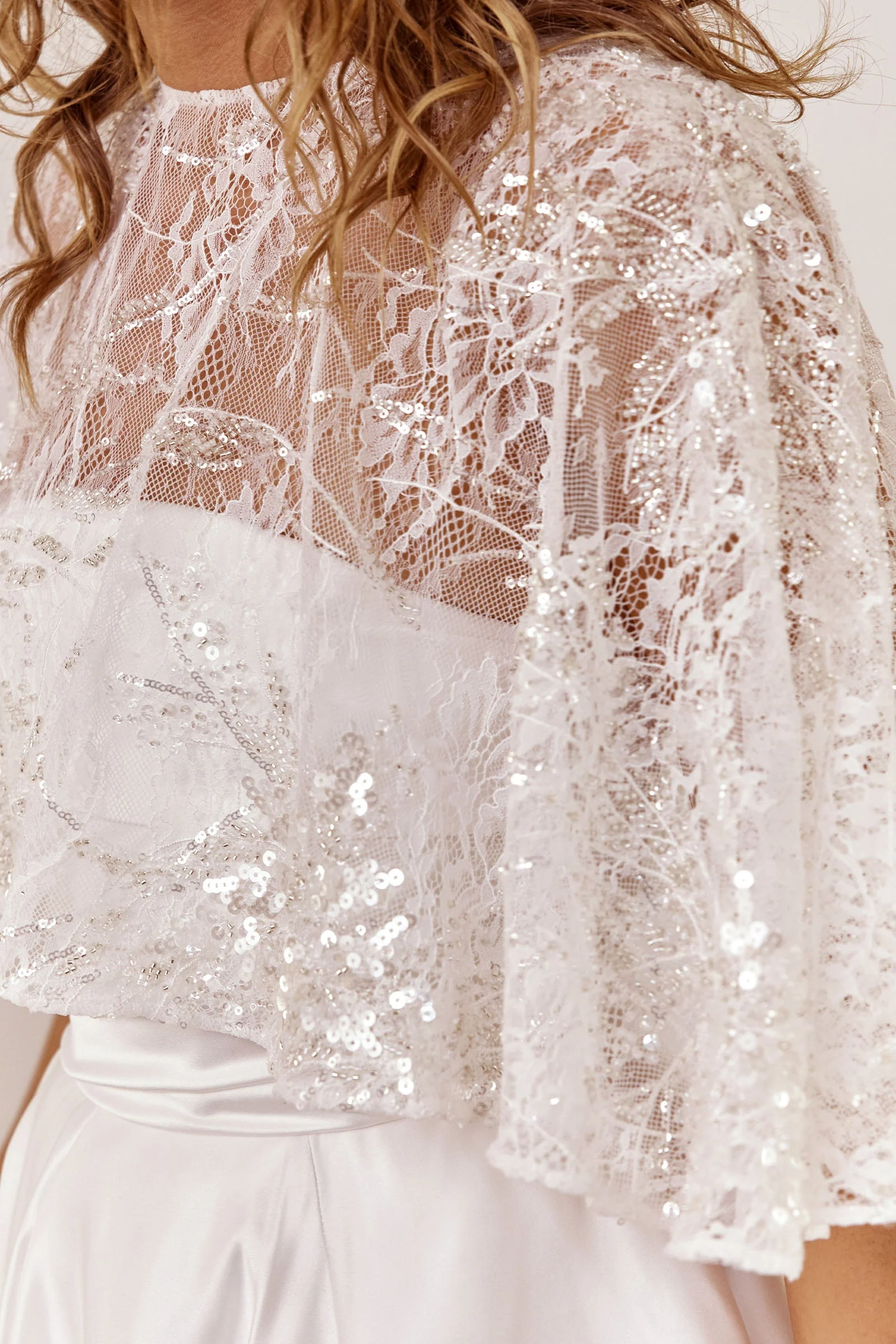 Ezra Cape - Image 4