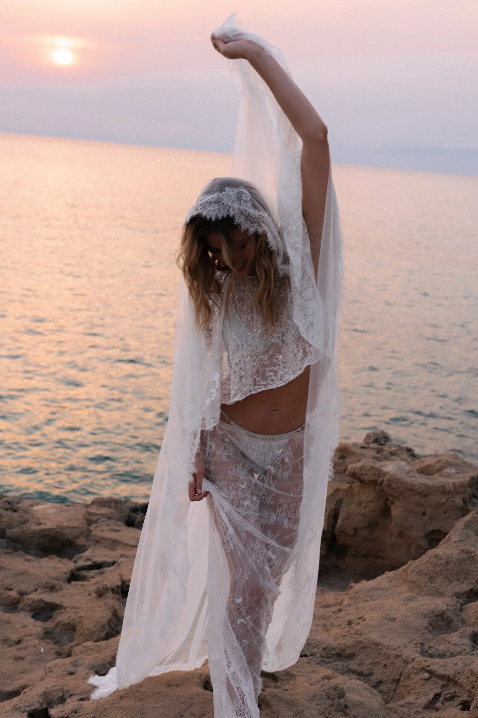 Ezra Cape - Image 9